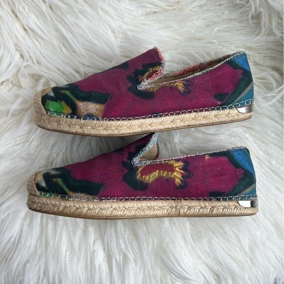 Stuart Weitzman Biarritz Printed Espadrille Flat, Artist - Picture 9 of 10